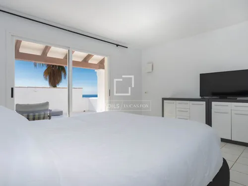 5 Bedrooms House / Villa in C/ Cap Negret Vista Alegre