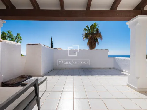 5 Bedrooms House / Villa in C/ Cap Negret Vista Alegre