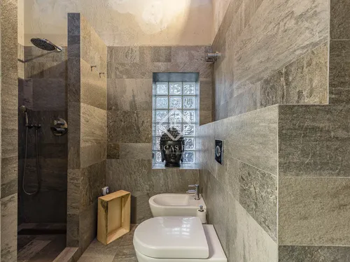 6 Bedrooms House / Villa in Parc de la Budellera