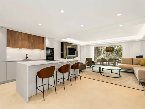 4 Bedrooms House / Villa in Urb. El Presidente Beach