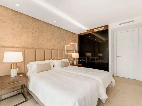 4 Bedrooms House / Villa in Urb. El Presidente Beach