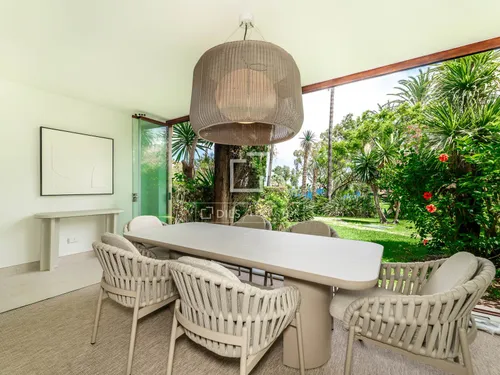 4 Bedrooms House / Villa in Urb. El Presidente Beach