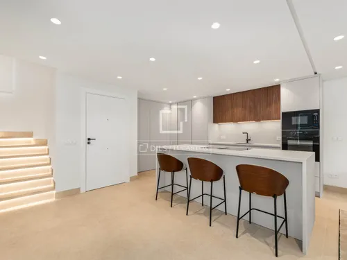 4 Bedrooms House / Villa in Urb. El Presidente Beach