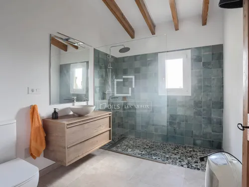 8 Bedrooms Country house in Ma-6015