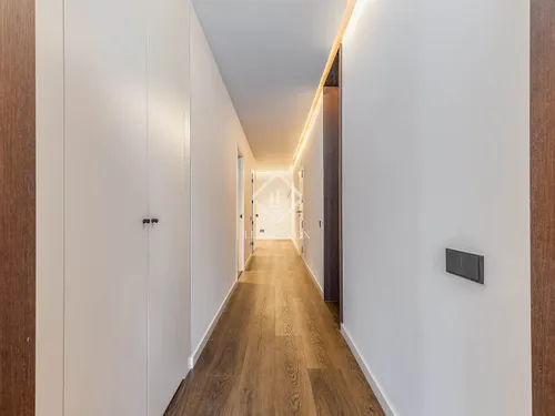 2 Bedrooms Apartment in Pau Casals