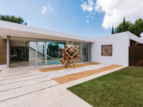 5 Bedrooms House / Villa in Paraje San Antoni de Portmany