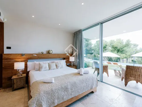 5 Bedrooms House / Villa in Paraje San Antoni de Portmany