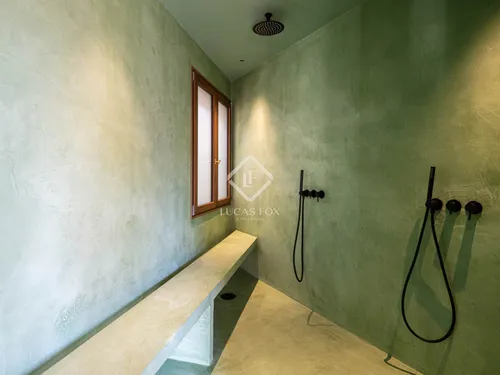 2 Bedrooms Apartment in Ausias Marc