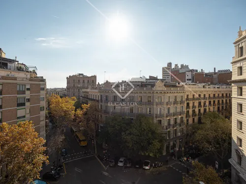 2 Bedrooms Apartment in Ausias Marc