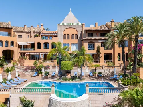 3 Bedrooms Apartment in Les Belvederes