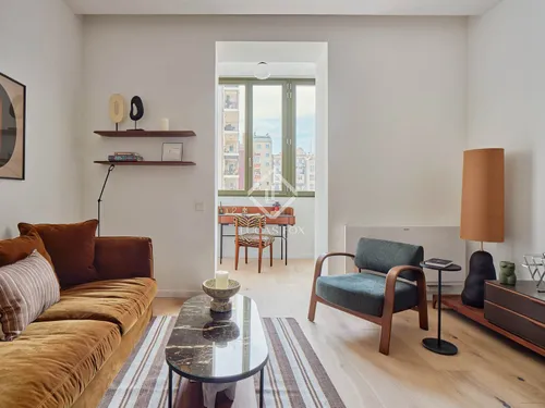2 Bedrooms Apartment in Rambla Catalunya
