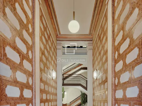 2 Bedrooms Apartment in Rambla Catalunya