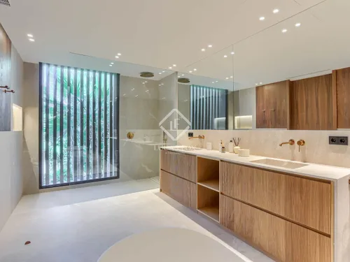 7 Bedrooms House / Villa in Margalida Coll