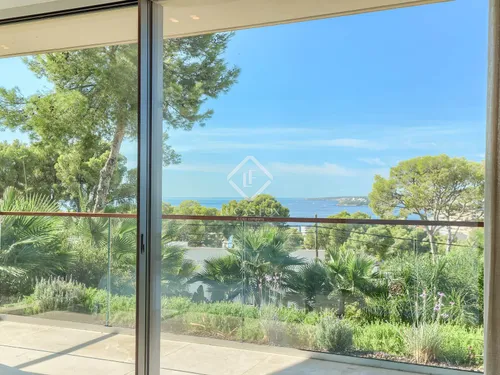 7 Bedrooms House / Villa in Margalida Coll