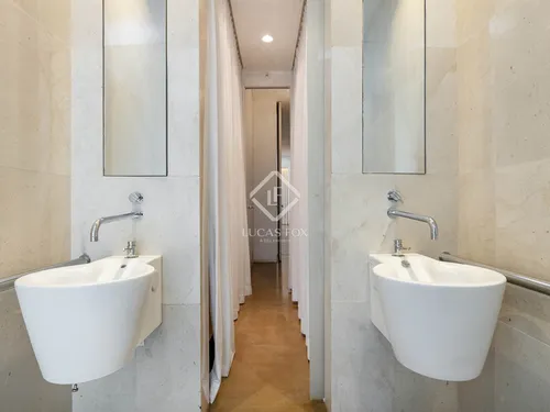 4 Bedrooms House / Villa in Paseo de la Bonanova