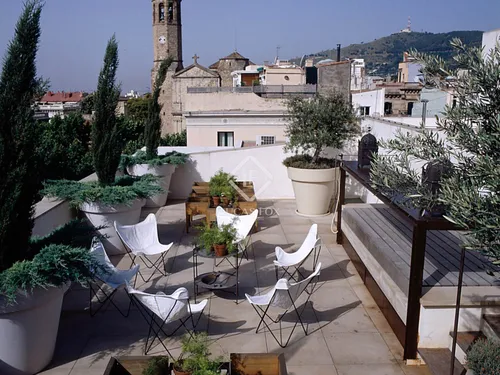 4 Bedroom house / villa with 425m² terrace for sale in Sant Gervasi - La Bonanova