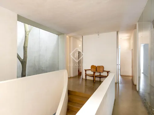 4 Bedrooms House / Villa in Paseo de la Bonanova