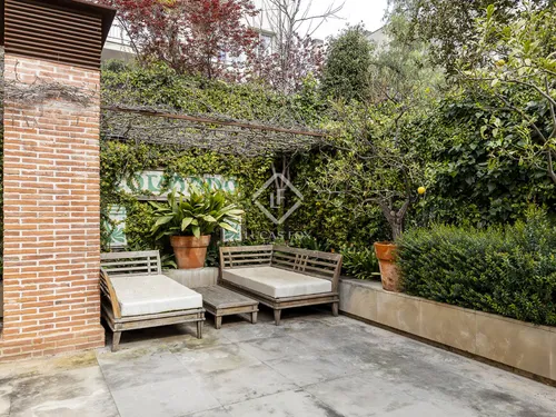 4 Bedrooms House / Villa in Paseo de la Bonanova