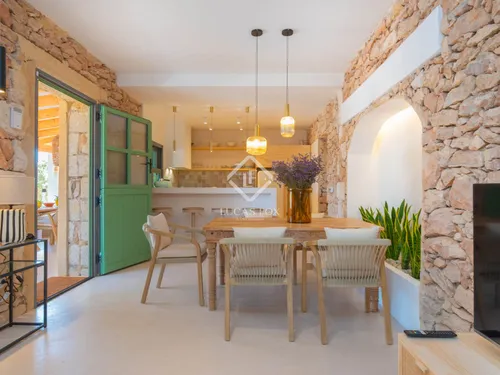 3 Bedrooms House / Villa in Camino de Cala en Baster