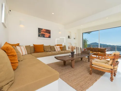 5 Bedrooms House / Villa in CL CAP NEGRET-VISTA ALEGRE SOLAR 22-1