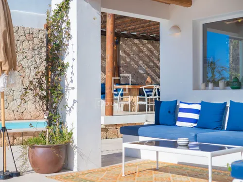 5 Bedrooms House / Villa in CL CAP NEGRET-VISTA ALEGRE SOLAR 22-1