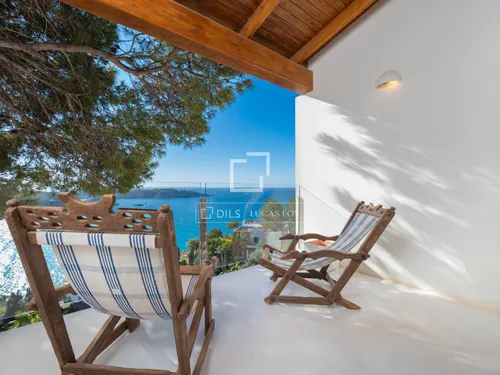 5 Bedrooms House / Villa in CL CAP NEGRET-VISTA ALEGRE SOLAR 22-1