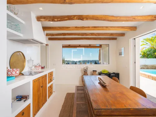 5 Bedrooms House / Villa in CL CAP NEGRET-VISTA ALEGRE SOLAR 22-1