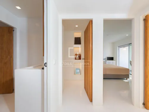 5 Bedrooms House / Villa in CL CAP NEGRET-VISTA ALEGRE SOLAR 22-1