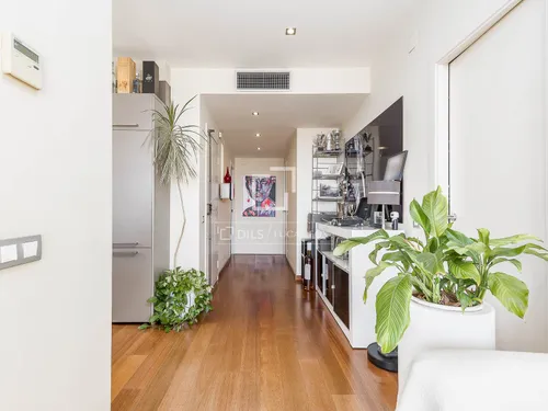 2 Bedrooms Apartment in Guillem Tell