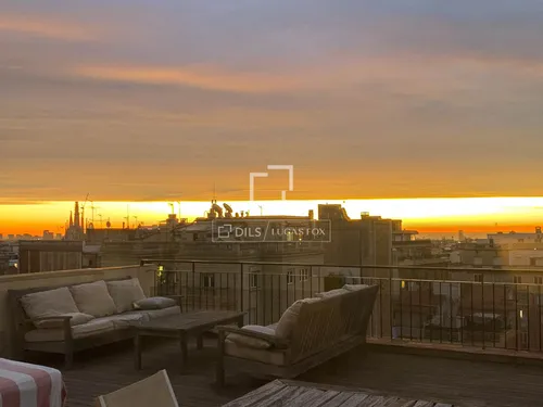 2 Bedrooms Apartment in Guillem Tell