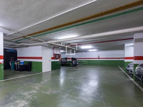 3 Bedrooms Apartment in Calle Bellpuig