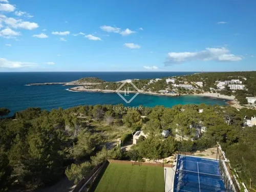 8 Bedrooms House / Villa in Carrer Camí de sa Torre