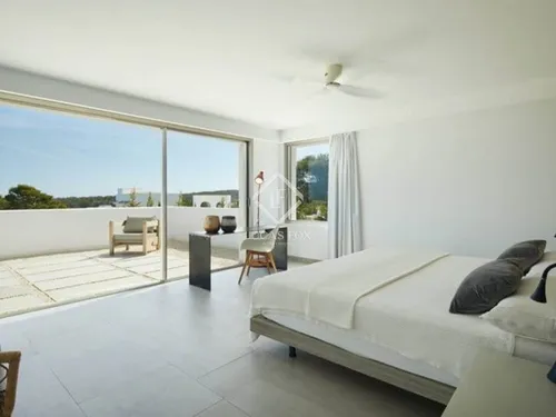 8 Bedrooms House / Villa in Carrer Camí de sa Torre