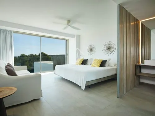 8 Bedrooms House / Villa in Carrer Camí de sa Torre