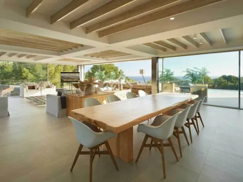 8 Bedrooms House / Villa in Carrer Camí de sa Torre