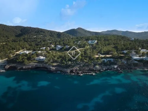 8 Bedrooms House / Villa in Carrer Camí de sa Torre