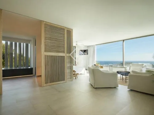 8 Bedrooms House / Villa in Carrer Camí de sa Torre