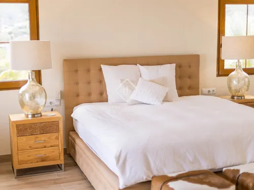 4 Bedrooms House / Villa in San Jordi