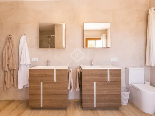 4 Bedrooms House / Villa in San Jordi