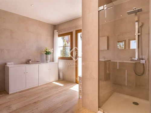 4 Bedrooms House / Villa in San Jordi