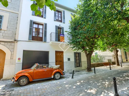 4 Bedrooms Country house in Gran Via