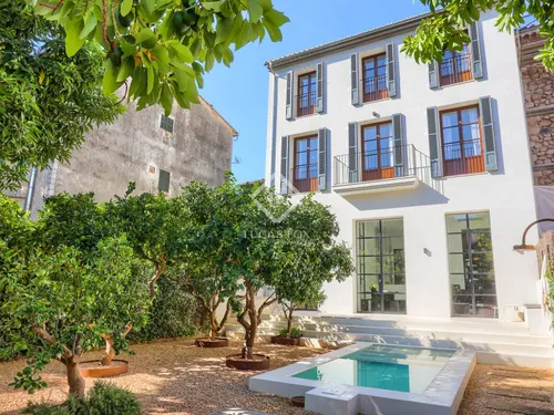 4 Bedrooms Country house in Gran Via