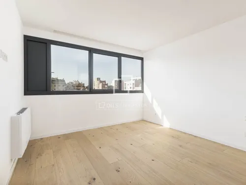 2 Bedrooms Apartment in Rambla Catalunya