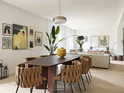 2 Bedrooms Apartment in Rambla Catalunya