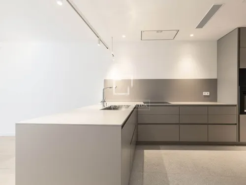 2 Bedrooms Apartment in Rambla Catalunya