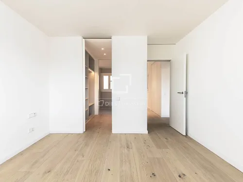 2 Bedrooms Apartment in Rambla Catalunya