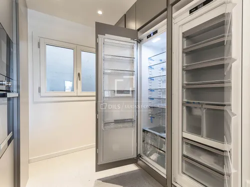 2 Bedrooms Apartment in Rambla Catalunya