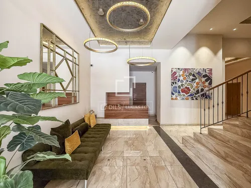 4 Bedrooms Apartment in Via Laietana