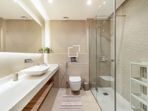 4 Bedrooms Apartment in Via Laietana