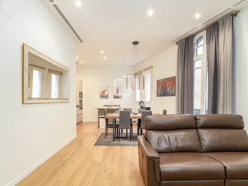 4 Bedrooms Apartment in Via Laietana